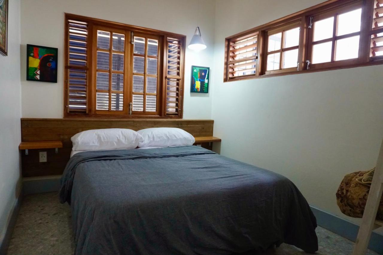 Hostel Gordon Town Kotch Kingston Exterior foto